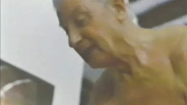Tuyệt vời, Simone Be ...